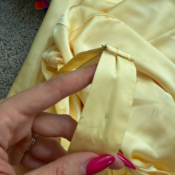 Show Me Your MuMu Off-Shoulder Yellow Maxi Dress - Picture 4 of 5